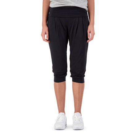 Womens Cuffed Capri Pant Black