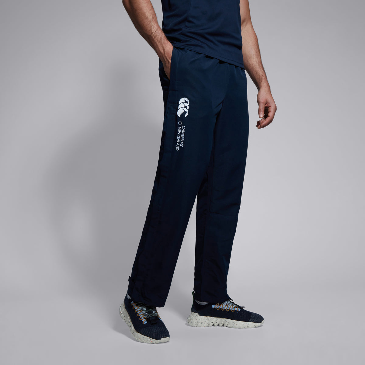 Open Hem Stadium Pant